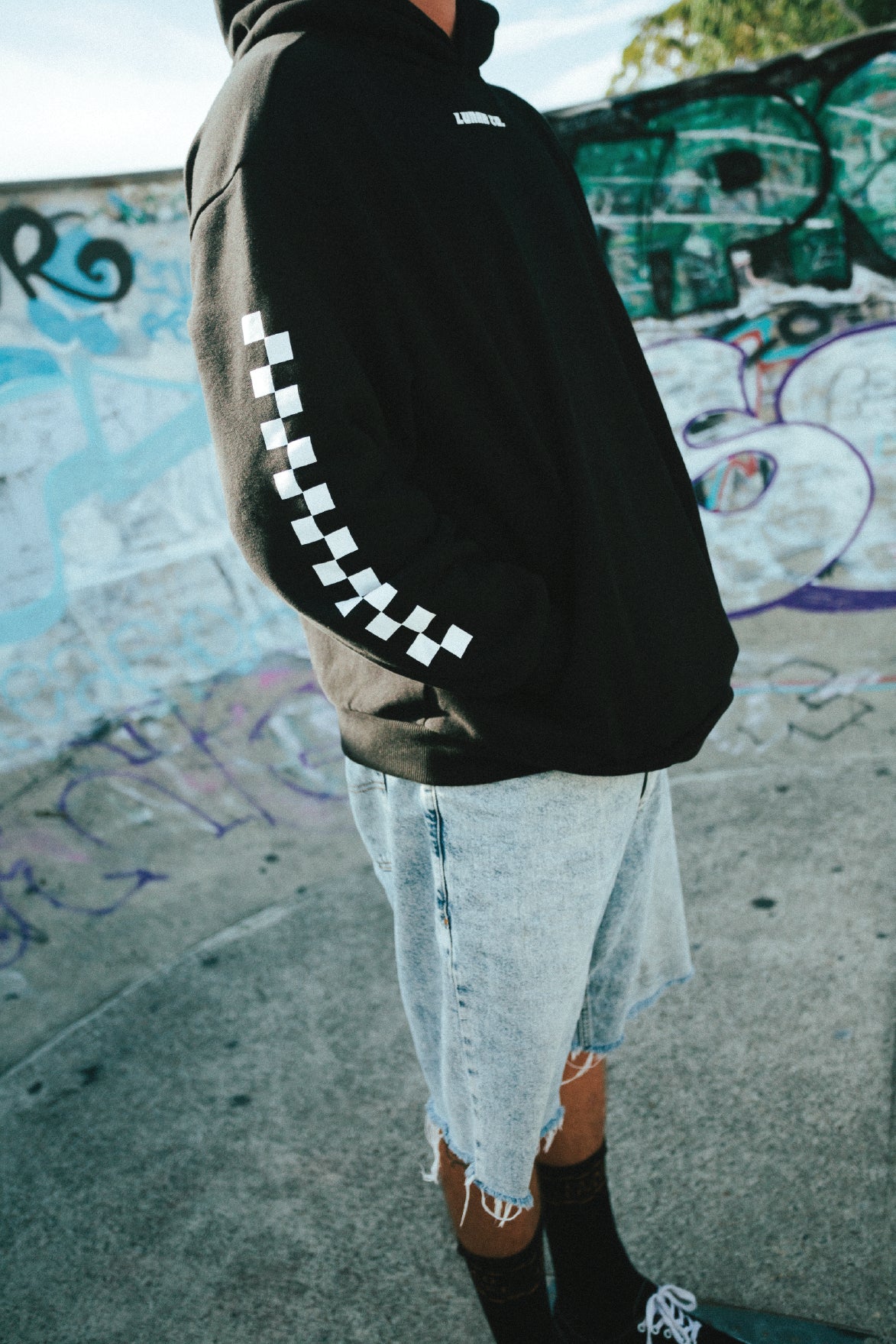 CHECK HOOD