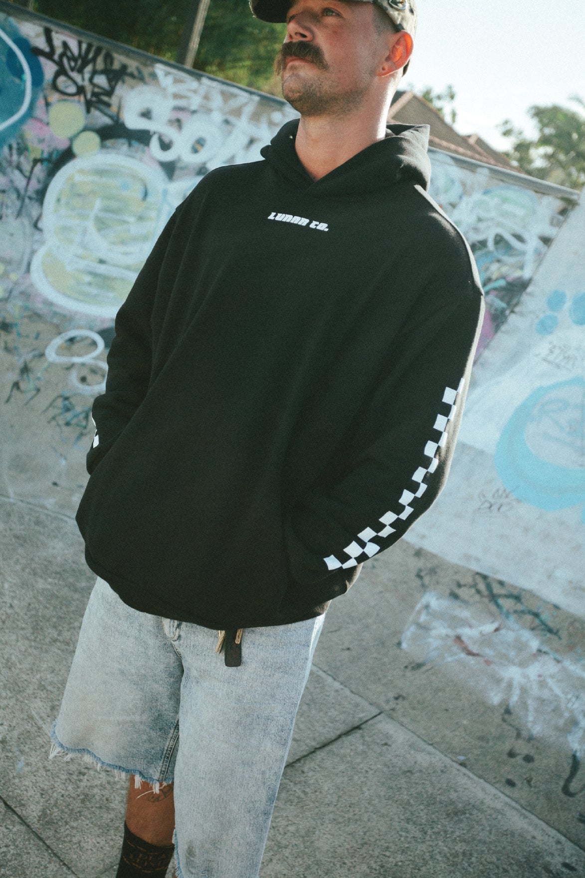 CHECK HOOD