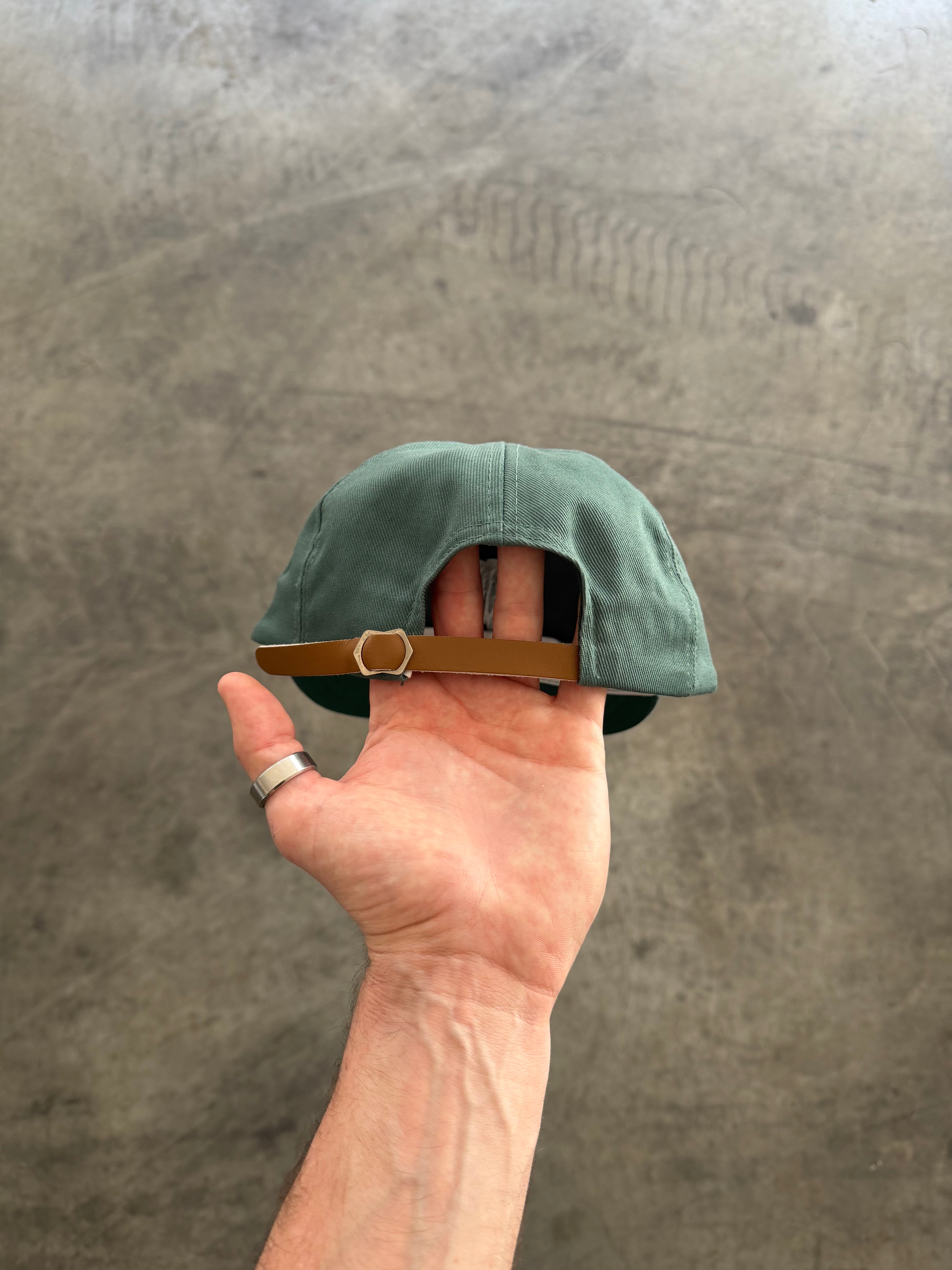 STATIC 6 PANEL