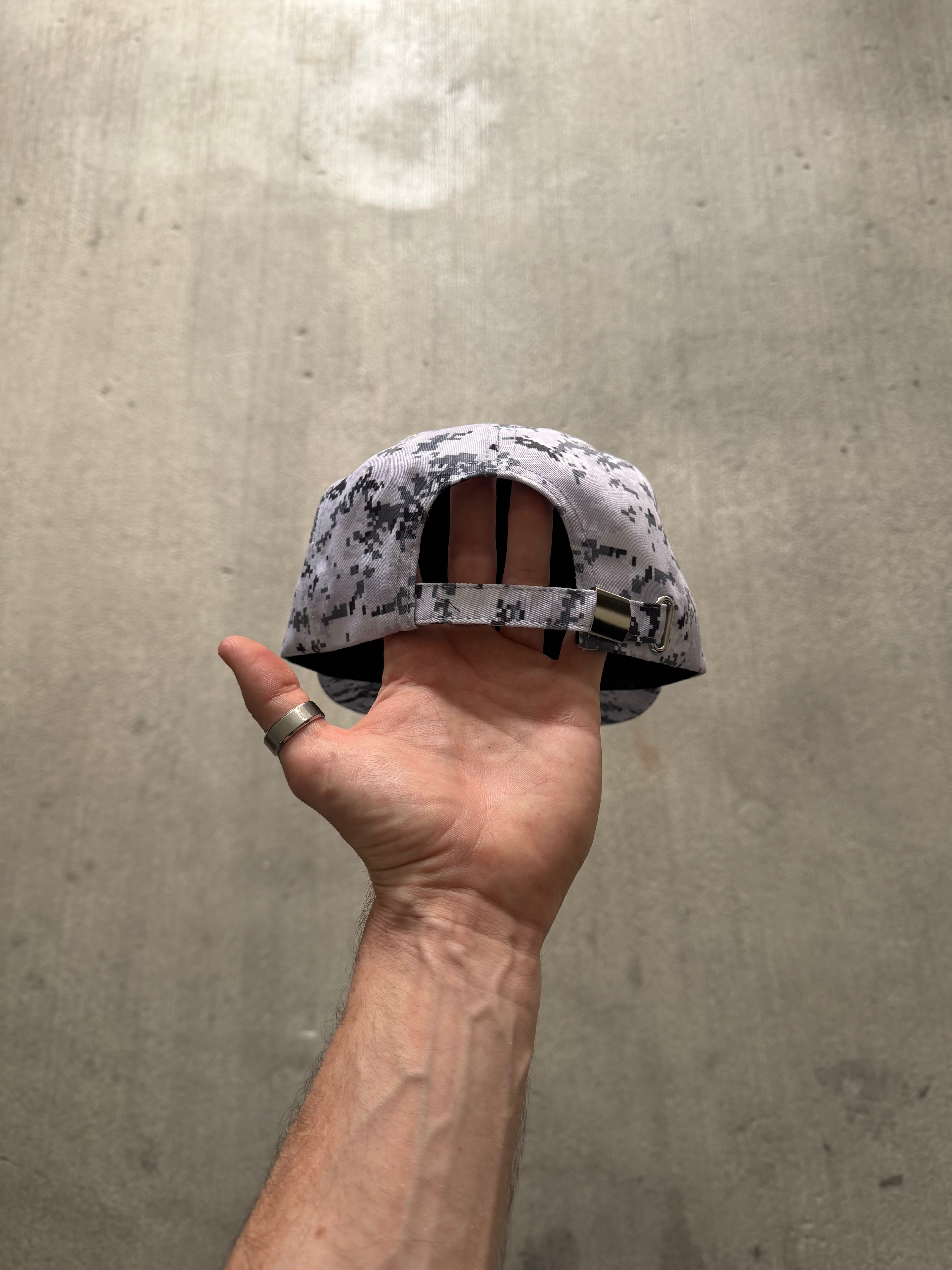 STRUCK 5 PANEL